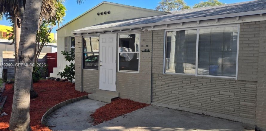 Villa ou maison à Hollywood, Floride 3 chambres, 88.07 m2 № 2044635