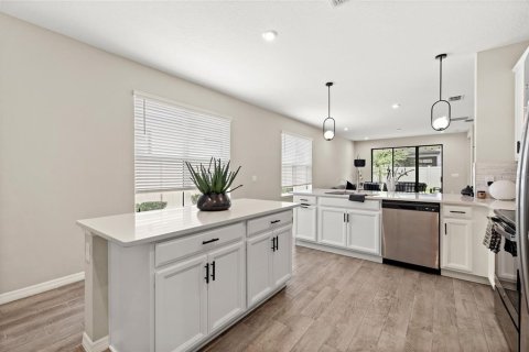 Villa ou maison à vendre à Winter Park, Floride: 4 chambres, 164.44 m2 № 2284020 - photo 6