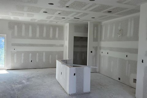 House in Englewood, Florida 4 bedrooms, 151.99 sq.m. № 1757137 - photo 3