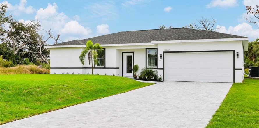 House in Englewood, Florida 4 bedrooms, 151.99 sq.m. № 1757137