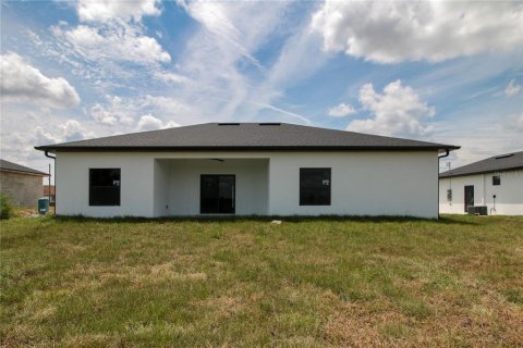 Casa en venta en Lehigh Acres, Florida, 4 dormitorios, 159.23 m2 № 2339158 - foto 6