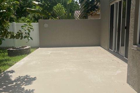 Casa en alquiler en Pembroke Pines, Florida, 4 dormitorios, 231.14 m2 № 1226937 - foto 1