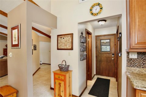 Villa ou maison à vendre à Sanford, Floride: 3 chambres, 219.99 m2 № 2149863 - photo 4