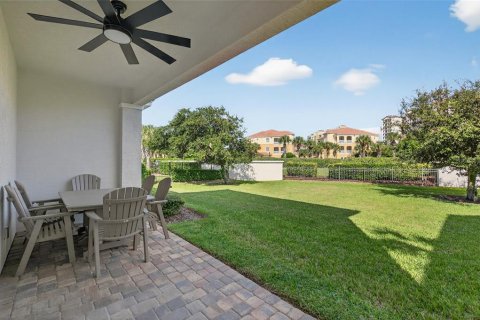 House in Palm Coast, Florida 4 bedrooms, 234.39 sq.m. № 2231264 - photo 20