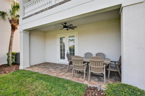 House in Palm Coast, Florida 4 bedrooms, 234.39 sq.m. № 2231264 - photo 22