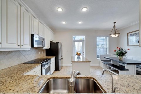 Touwnhouse à vendre à Apollo Beach, Floride: 3 chambres, 243.68 m2 № 2396804 - photo 23