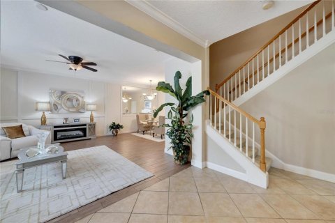 Touwnhouse à vendre à Apollo Beach, Floride: 3 chambres, 243.68 m2 № 2396804 - photo 12