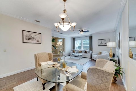Touwnhouse à vendre à Apollo Beach, Floride: 3 chambres, 243.68 m2 № 2396804 - photo 18
