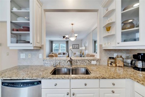 Touwnhouse à vendre à Apollo Beach, Floride: 3 chambres, 243.68 m2 № 2396804 - photo 22