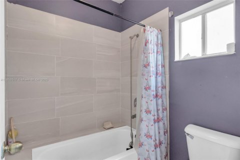 Купить виллу или дом в Майами, Флорида 4 спальни, 139.54м2, № 1855043 - фото 18