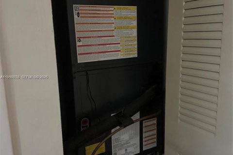 Купить таунхаус в Майами, Флорида 3 спальни, 134.8м2, № 2056535 - фото 19