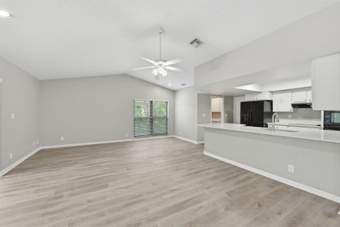 Villa ou maison à vendre à Boca Raton, Floride: 3 chambres, 207.45 m2 № 2088239 - photo 13
