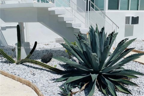 Снять в аренду виллу или дом в Норт-Бей-Виллидж, Флорида 1 спальня, 74.32м2, № 2004255 - фото 14