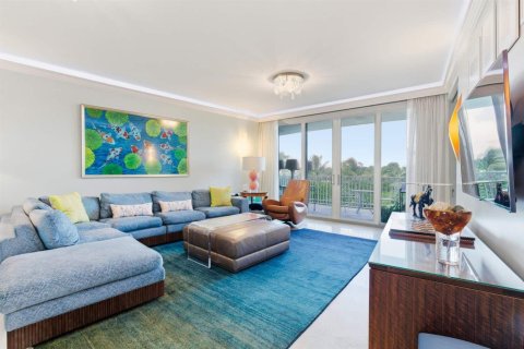 Condo in Palm Beach, Florida, 2 bedrooms № 2246704 - photo 6