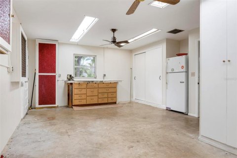 Casa en alquiler en Sarasota, Florida, 2 dormitorios, 143.16 m2 № 1870368 - foto 25