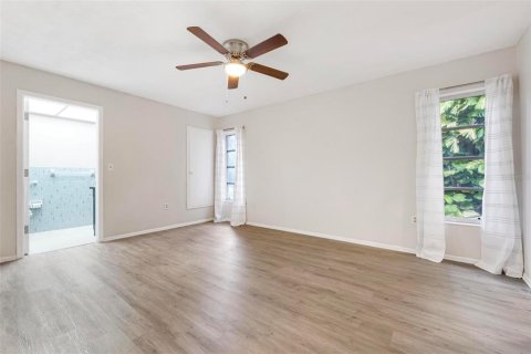 Casa en alquiler en Sarasota, Florida, 2 dormitorios, 143.16 m2 № 1870368 - foto 21