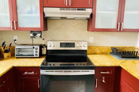 Touwnhouse à louer à Miramar, Floride: 3 chambres, 157.93 m2 № 1897230 - photo 4