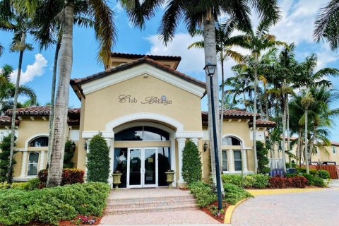 Touwnhouse à louer à Miramar, Floride: 3 chambres, 157.93 m2 № 1897230 - photo 17