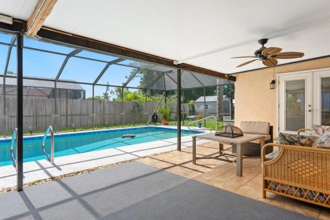 House in Bradenton, Florida 3 bedrooms, 155.24 sq.m. № 1907673 - photo 25