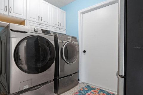 House in Bradenton, Florida 3 bedrooms, 155.24 sq.m. № 1907673 - photo 23
