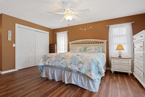 House in Bradenton, Florida 3 bedrooms, 155.24 sq.m. № 1907673 - photo 14