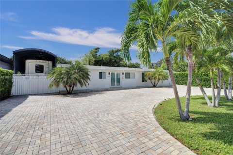 Villa ou maison à vendre à North Miami, Floride: 4 chambres, 188.41 m2 № 2034702 - photo 3