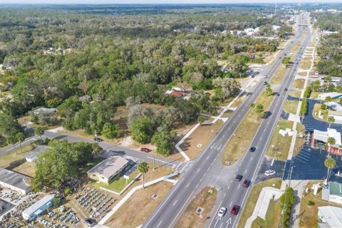 Immobilier commercial à louer à Orange City, Floride: 128.21 m2 № 2167022 - photo 6