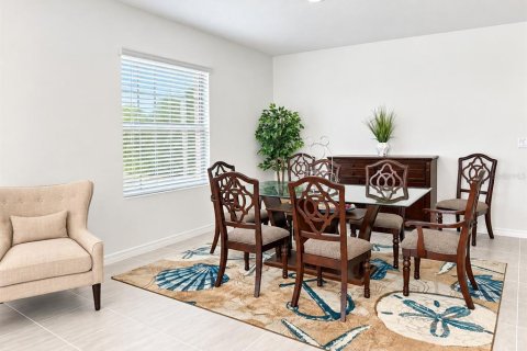 Villa ou maison à vendre à Edgewater, Floride: 4 chambres, 189.99 m2 № 2362353 - photo 6