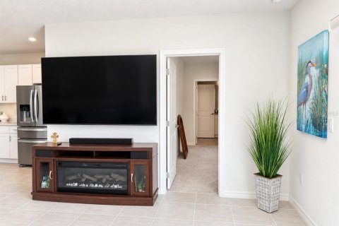 Villa ou maison à vendre à Edgewater, Floride: 4 chambres, 189.99 m2 № 2362353 - photo 10