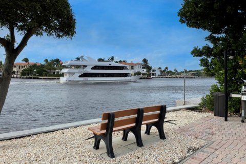 Copropriété à louer à Boca Raton, Floride: 2 chambres, 94.76 m2 № 869052 - photo 1