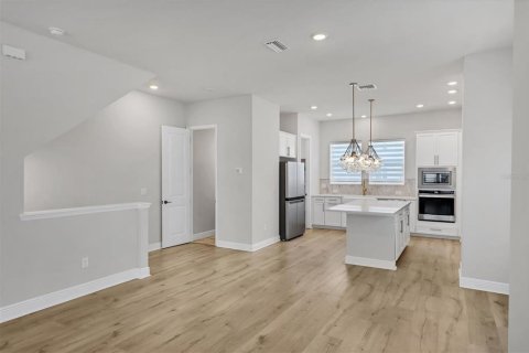 Townhouse in Sarasota, Florida 3 bedrooms, 191.94 sq.m. № 1802083 - photo 21