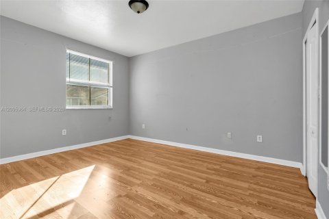 Copropriété à louer à Homestead, Floride: 3 chambres, 109.81 m2 № 2384991 - photo 28