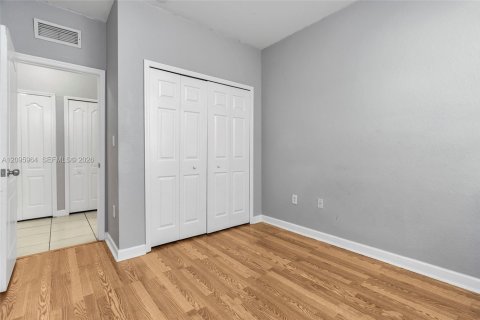 Copropriété à louer à Homestead, Floride: 3 chambres, 109.81 m2 № 2384991 - photo 23