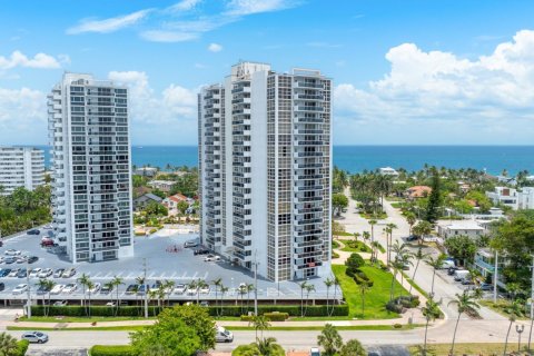 Condo in Fort Lauderdale, Florida, 1 bedroom  № 1182212 - photo 1