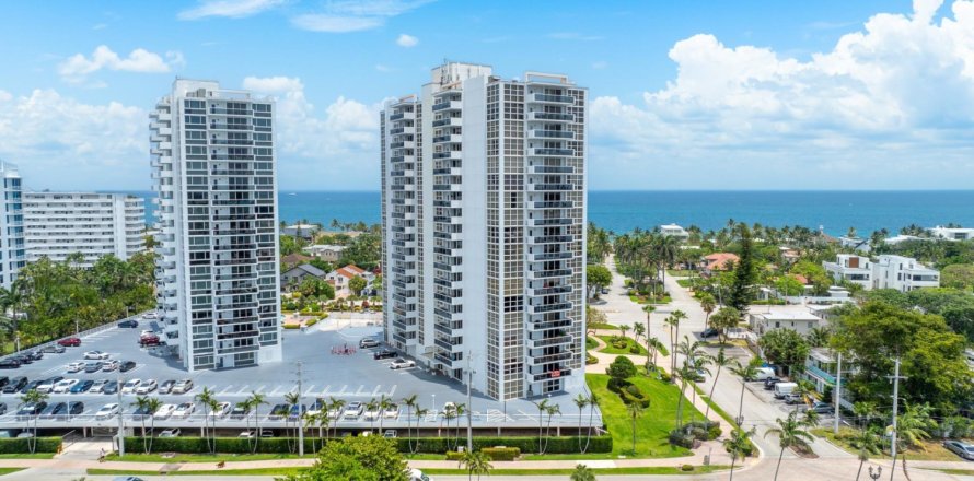 Condominio en Fort Lauderdale, Florida, 1 dormitorio № 1182212