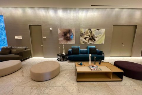 Copropriété à vendre à Miami, Floride: 2 chambres, 116.96 m2 № 2052314 - photo 11