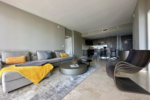 Copropriété à vendre à Miami, Floride: 2 chambres, 116.96 m2 № 2052314 - photo 3