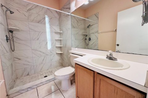 House in Orlando, Florida 3 bedrooms, 105.72 sq.m. № 2277660 - photo 10