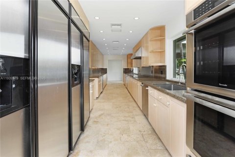 Casa en alquiler en Hollywood, Florida, 5 dormitorios, 328.6 m2 № 1996810 - foto 11