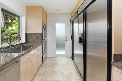 Casa en alquiler en Hollywood, Florida, 5 dormitorios, 328.6 m2 № 1996810 - foto 12