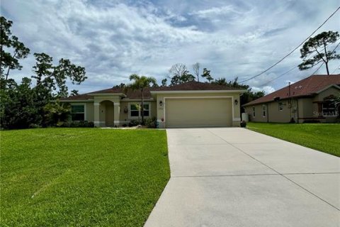 Casa en North Port, Florida 3 dormitorios, 133.41 m2 № 2358246