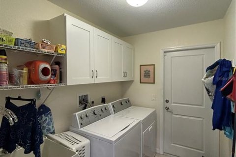 House in North Port, Florida 3 bedrooms, 133.41 sq.m. № 2358246 - photo 20