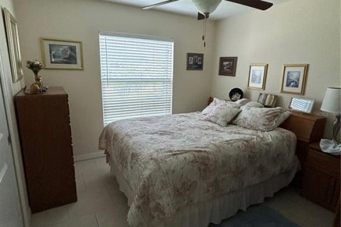House in North Port, Florida 3 bedrooms, 133.41 sq.m. № 2358246 - photo 8