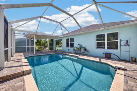 Casa en venta en Port Charlotte, Florida, 4 dormitorios, 171.5 m2 № 2416319 - foto 25