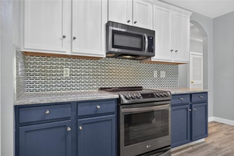 Casa en venta en Port Charlotte, Florida, 4 dormitorios, 171.5 m2 № 2416319 - foto 9