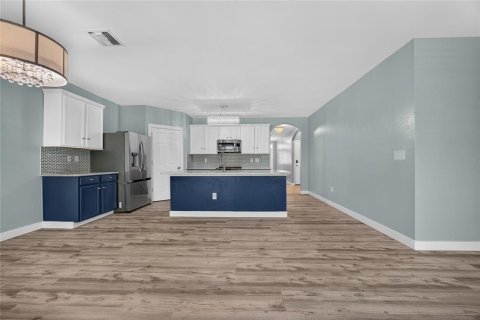 Casa en venta en Port Charlotte, Florida, 4 dormitorios, 171.5 m2 № 2416319 - foto 6