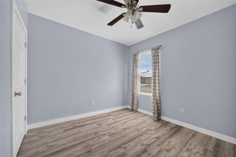 Casa en venta en Port Charlotte, Florida, 4 dormitorios, 171.5 m2 № 2416319 - foto 19