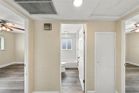 Villa ou maison à vendre à Saint Petersburg, Floride: 2 chambres, 73.86 m2 № 2396012 - photo 11