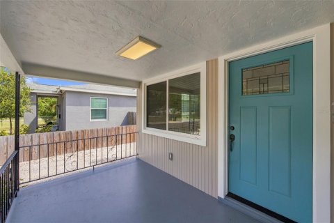 Villa ou maison à vendre à Saint Petersburg, Floride: 2 chambres, 73.86 m2 № 2396012 - photo 2