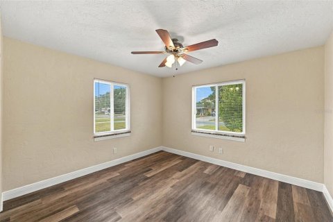 Villa ou maison à vendre à Saint Petersburg, Floride: 2 chambres, 73.86 m2 № 2396012 - photo 17